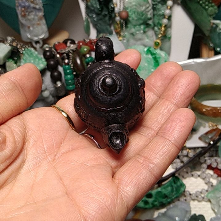 翡翠吊坠(赠链)未镶嵌