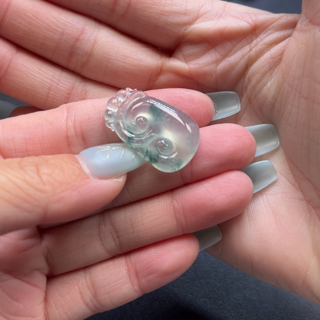 翡翠裸石缅甸翡翠