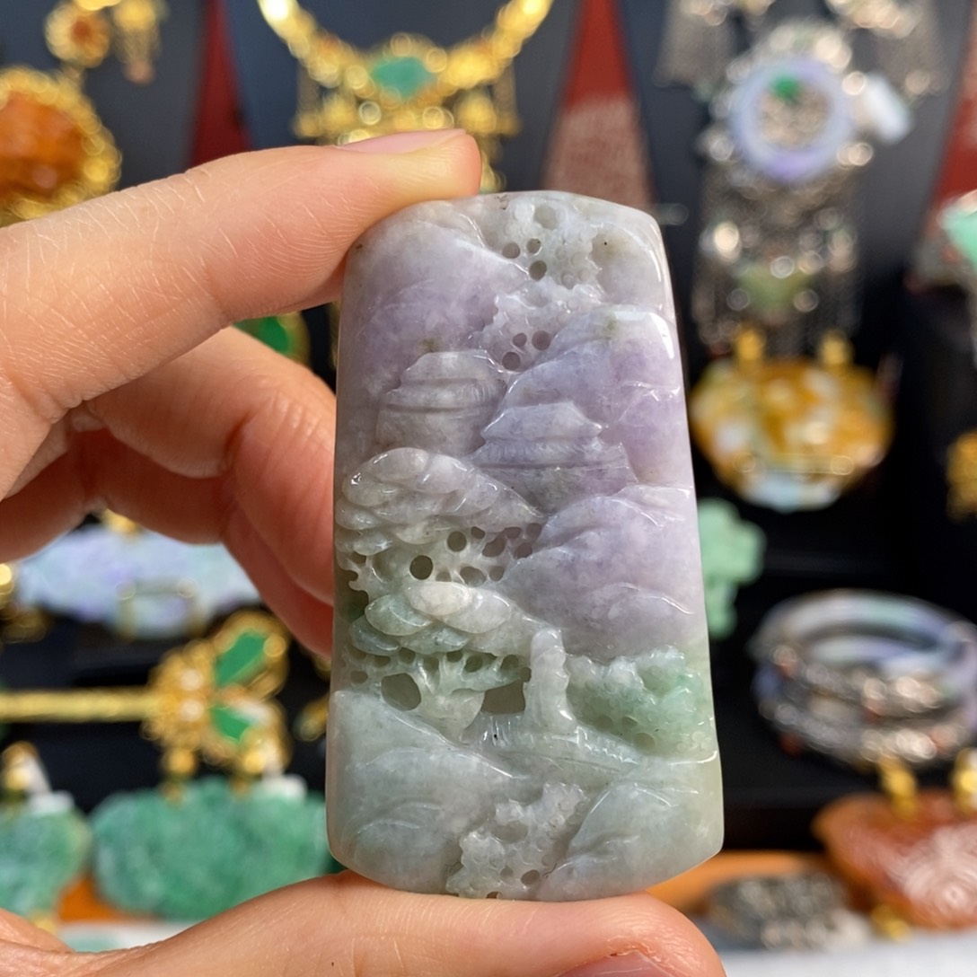 翡翠颈饰未镶嵌吊坠 亏清