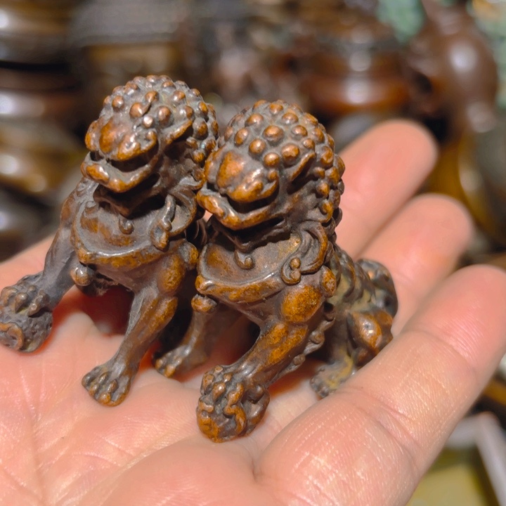 铜的。全清了。一件不留！不磨叽