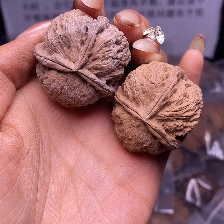 核桃云南野生铁核桃157号36mm