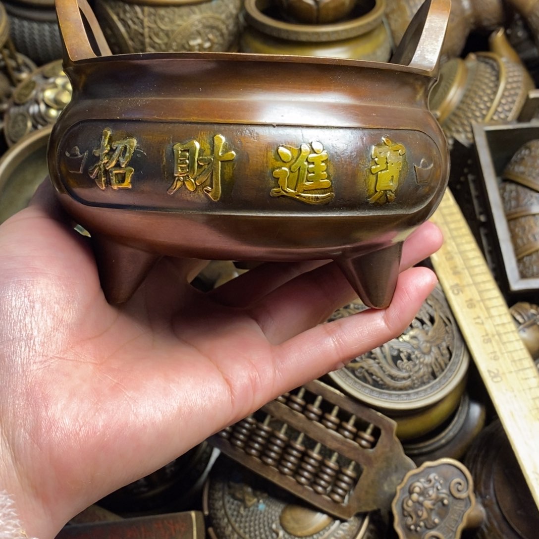 精美铜器做工精良