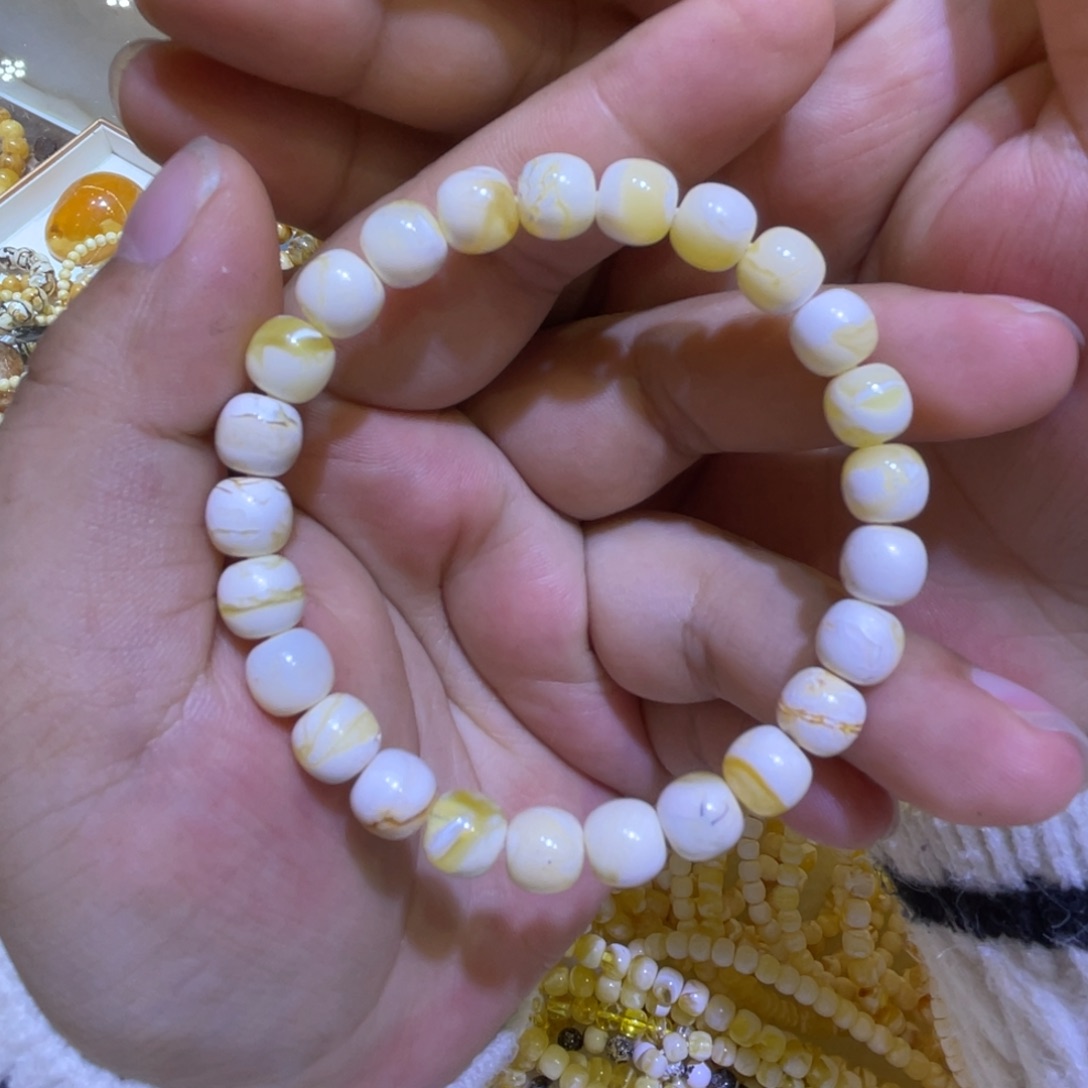蜜蜡未镶嵌珠宝奇石8瑕疵