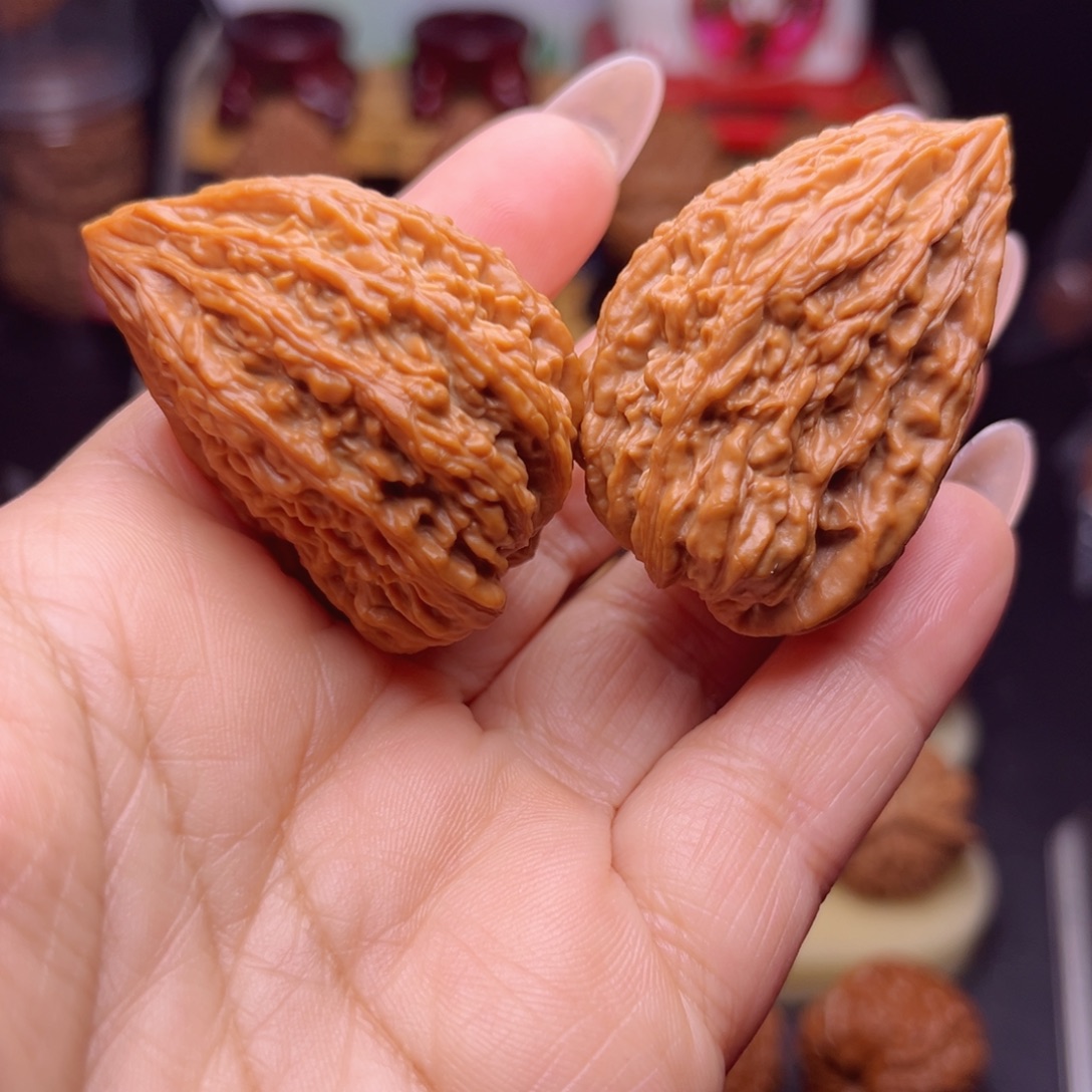 文玩核桃吊坠全品塔尖一帆风顺