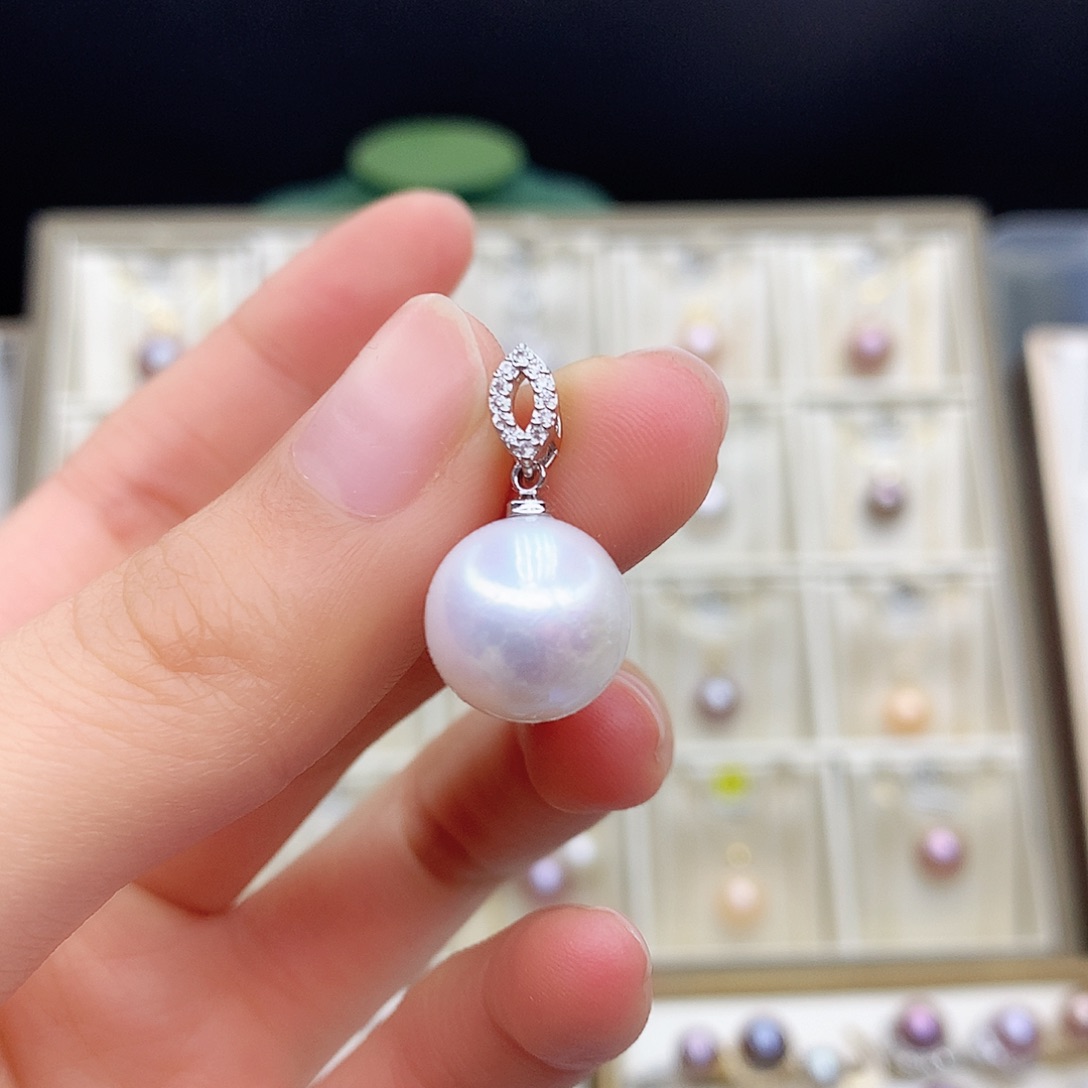 淡水珍珠颈饰合金