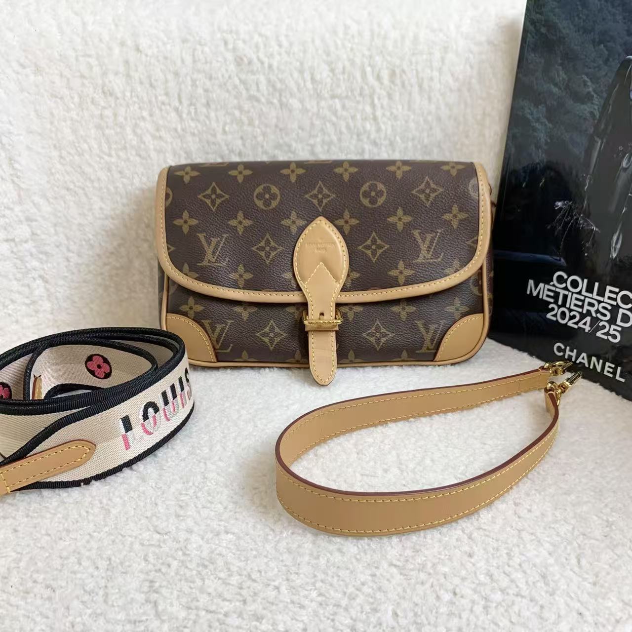 95新 LouisVuitton/路易威登 壹臻/法棍米黑肩带芯片 10101440