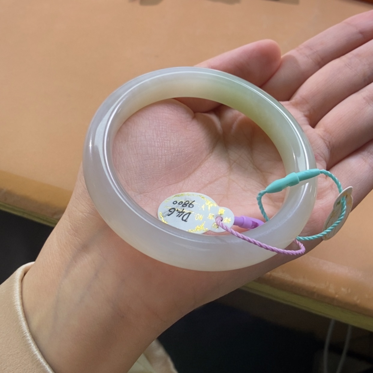 【闪购商品】和田玉手镯未镶嵌56-58高冰无水线淡粉一口嫩翠无暇