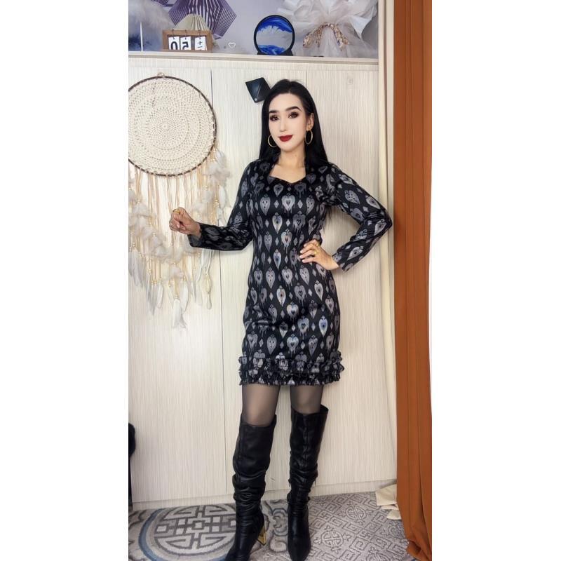 39中长裙长袖高弹力秋季短裙连衣裙打底加厚2026年爆款