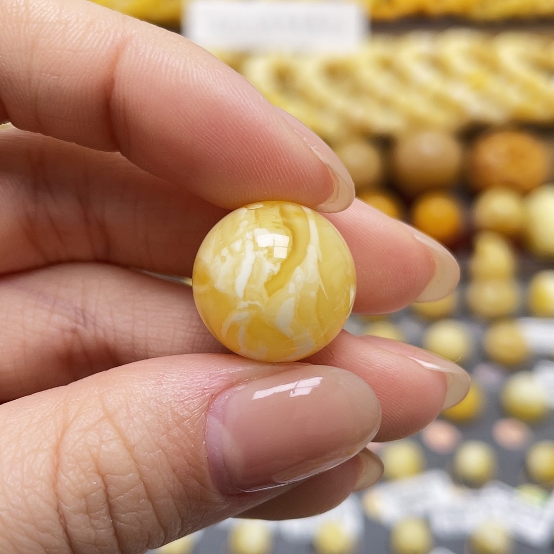 琥珀裸石未镶嵌蜜蜡圆珠16.6mm