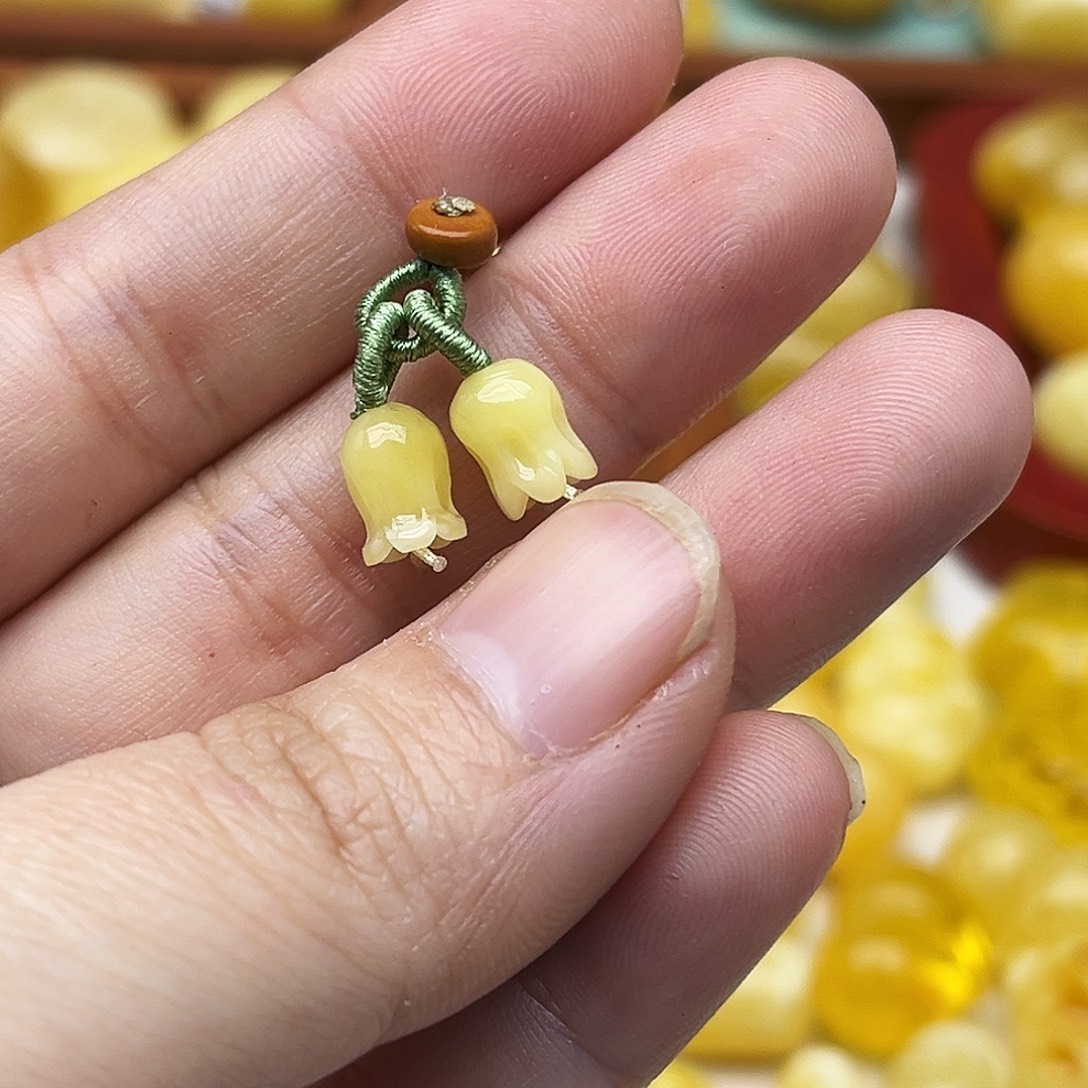 蜜蜡未镶嵌裸石天然