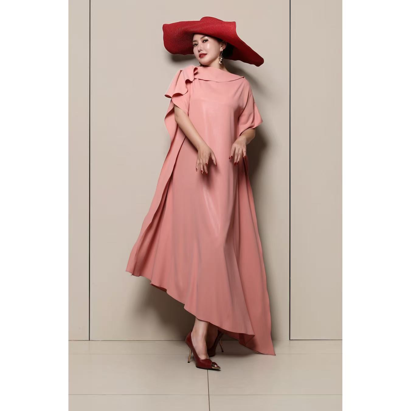 芈莱尤优——新款【蜜桃絮语】不规则下摆阔版连衣裙L25-5370