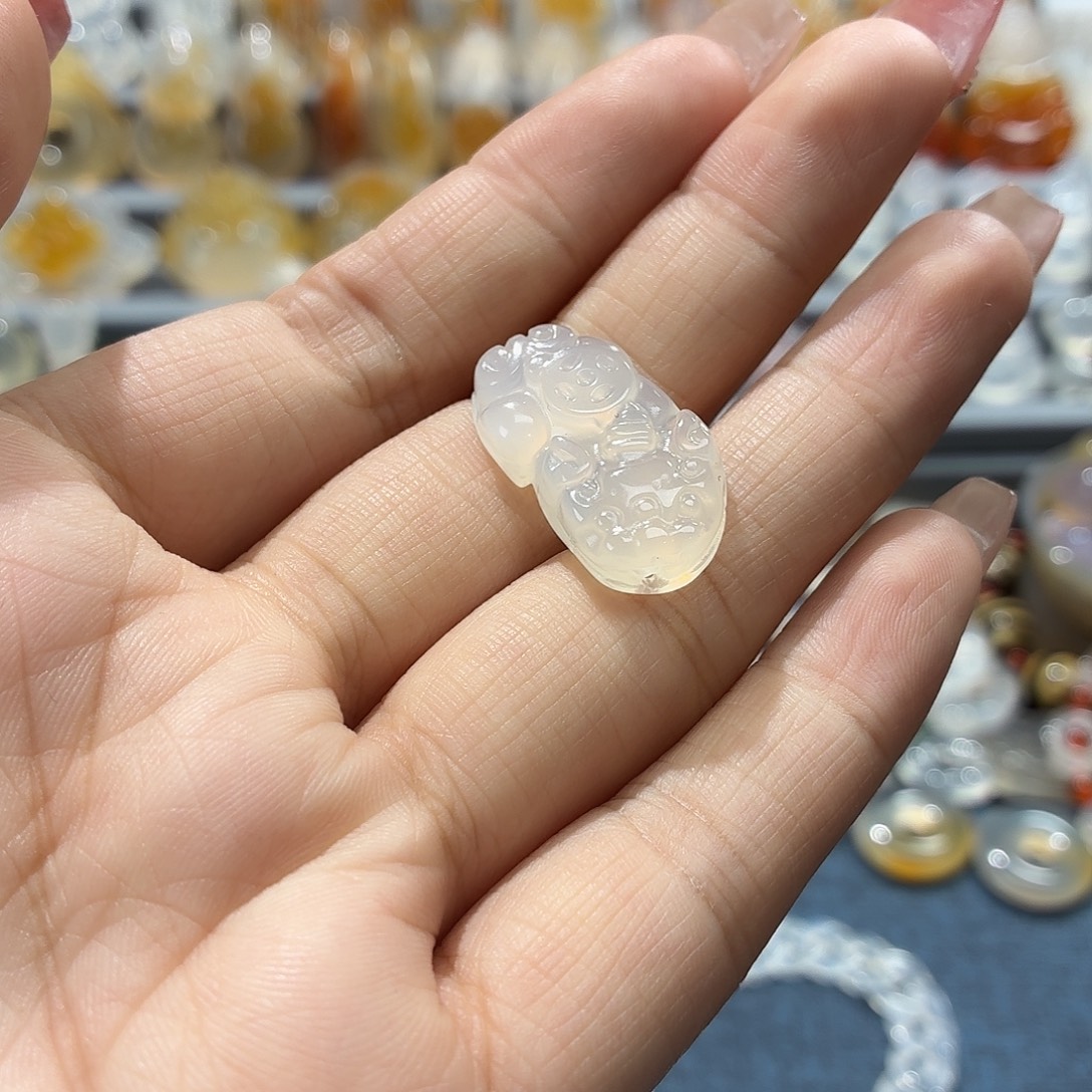 薇***铒玛瑙/玉髓未镶嵌吊坠(不含链)