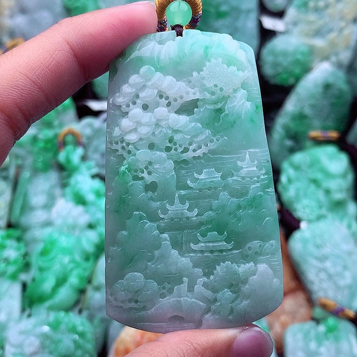 翡翠吊坠(不含链)未镶嵌