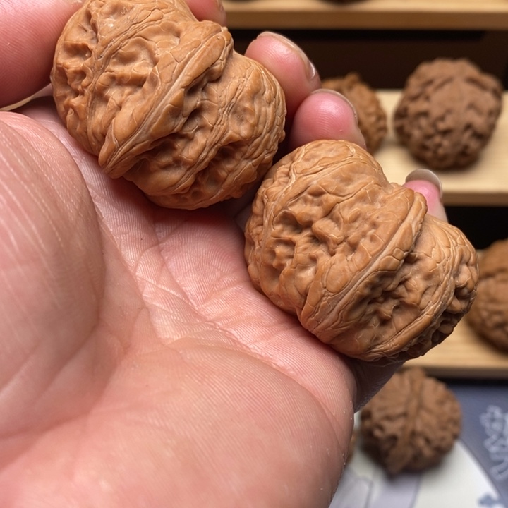 文玩核桃把件45平谷元宝