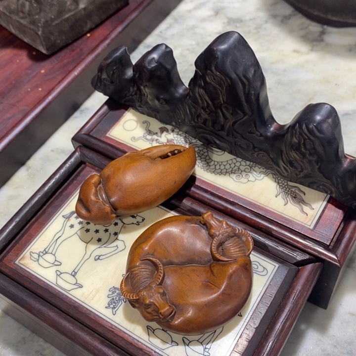 木加厚小件一只双牛把件