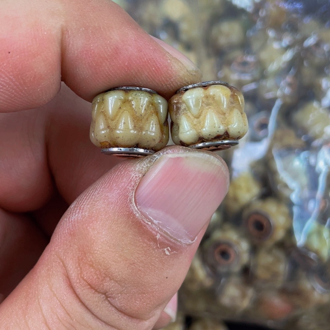 驼骨手串/手链编号39尺寸1.2发两个