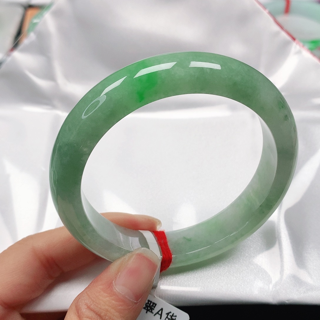 翡翠手镯未镶嵌天然翡翠手镯55