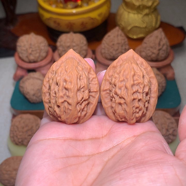 文玩核桃把件大红袍