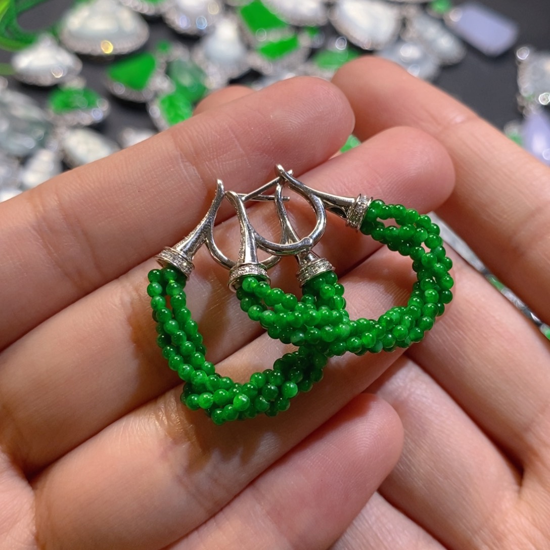 翡翠耳饰18K金镶嵌天然缅甸A货翡翠