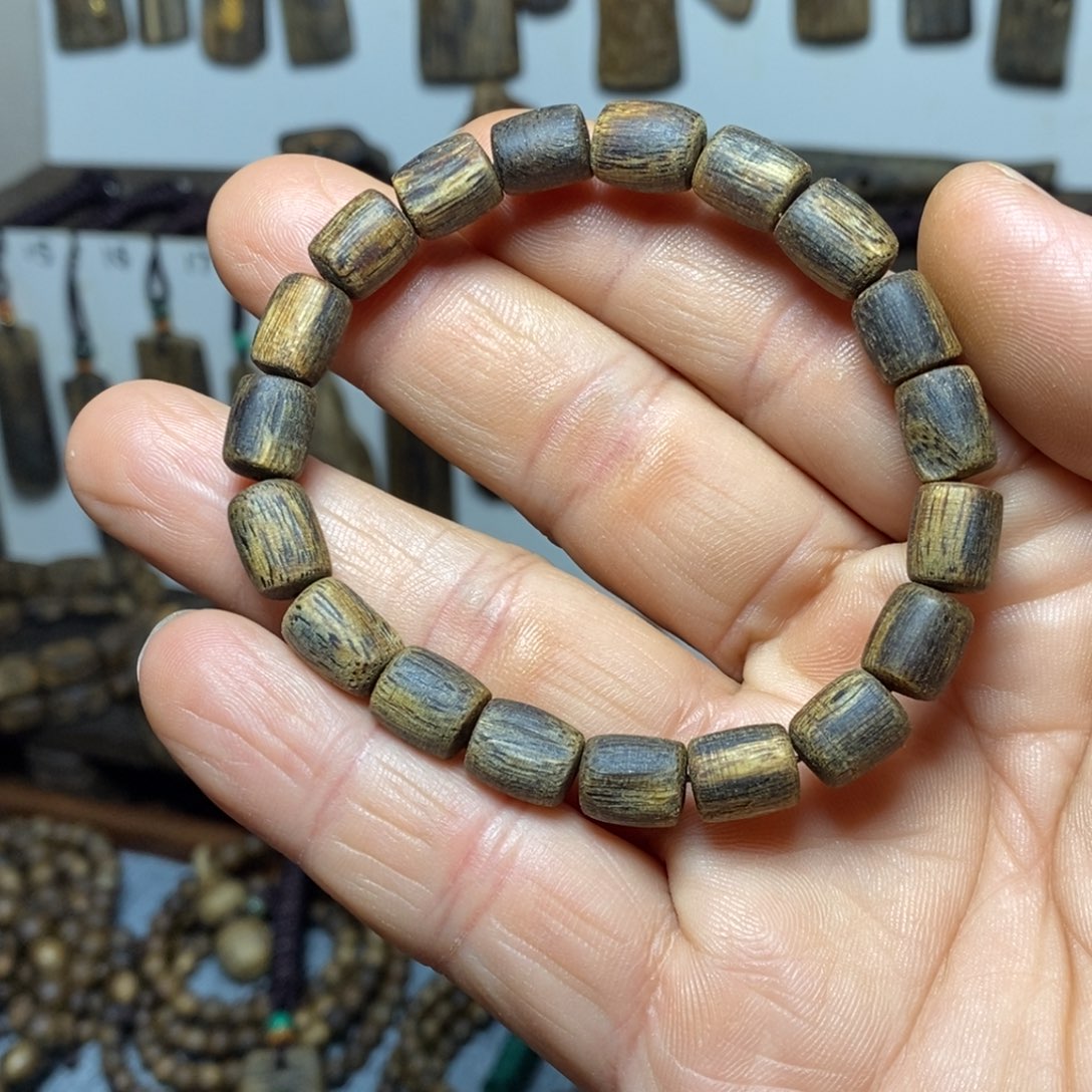 沉香沉香碎屑卡0.8沉水