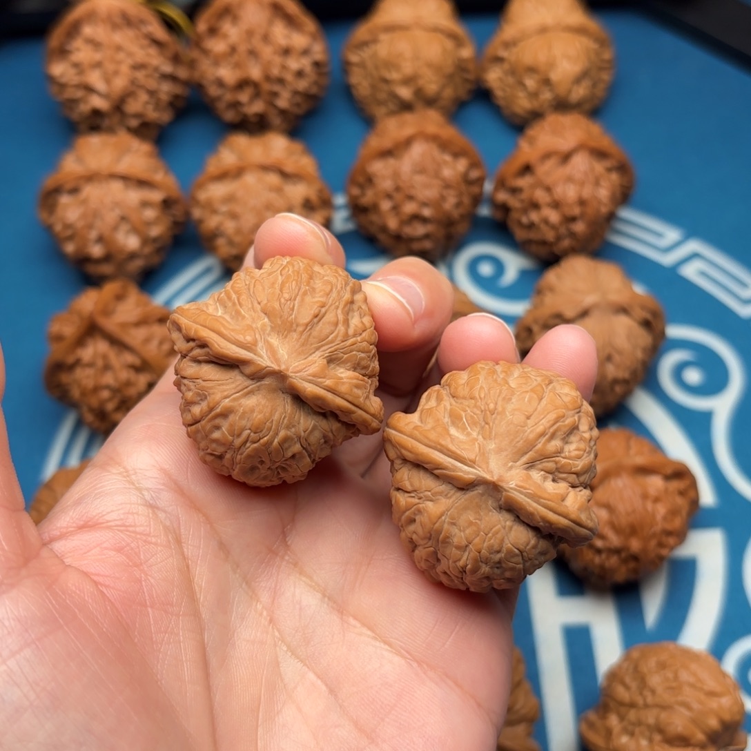 文玩核桃吊坠乾隆磨38