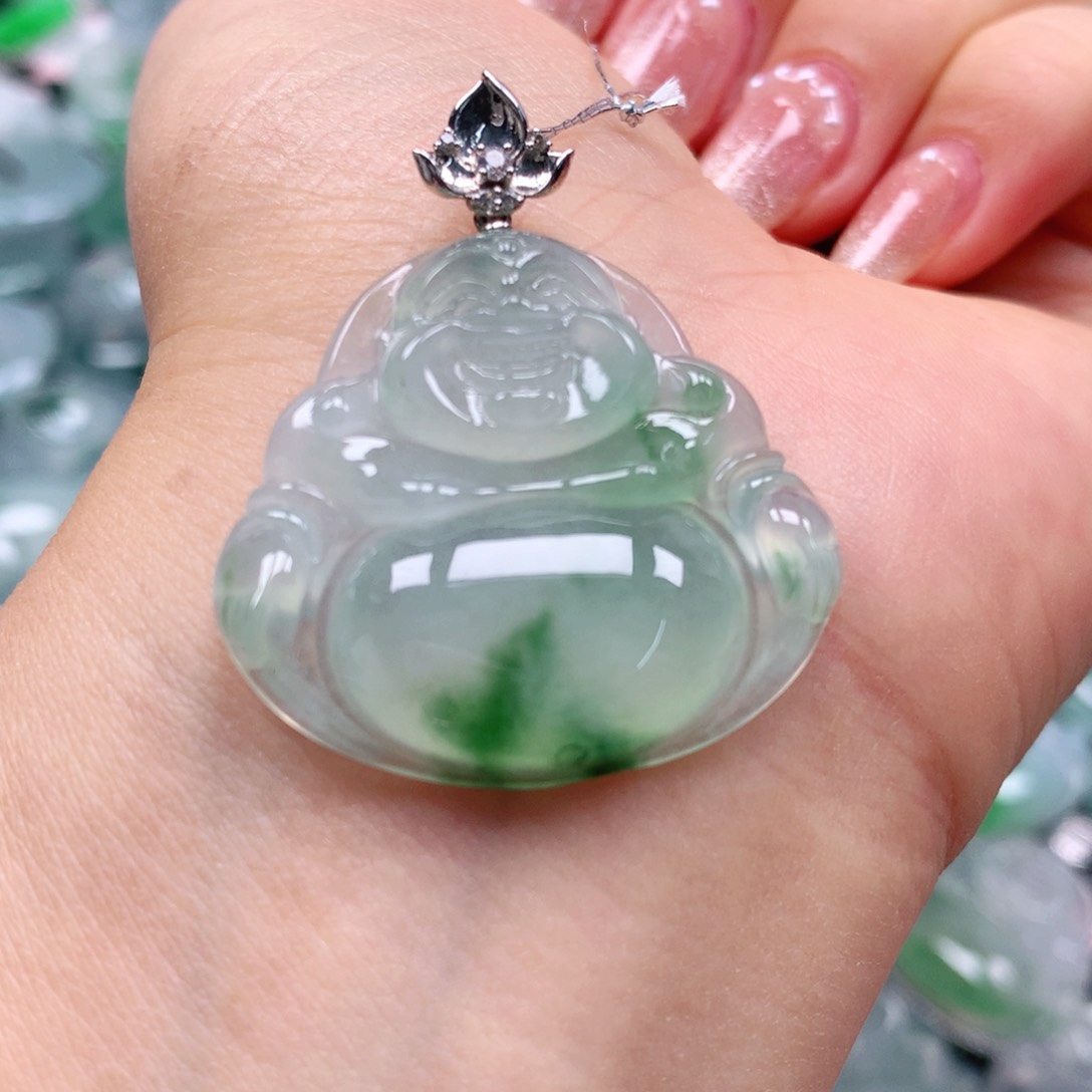 翡翠颈饰18K金镶嵌天然翡翠