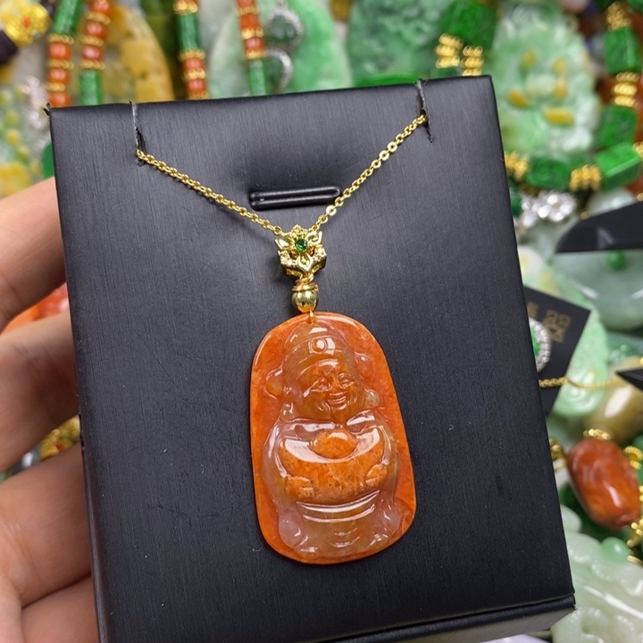 翡翠未镶嵌吊坠(赠链)