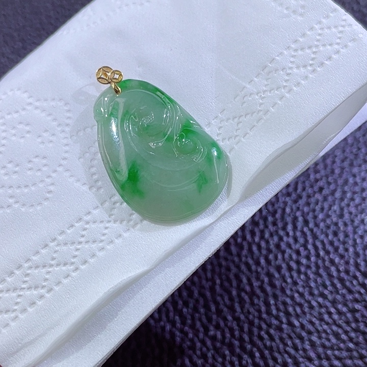 翡翠颈饰18K金镶嵌翡翠