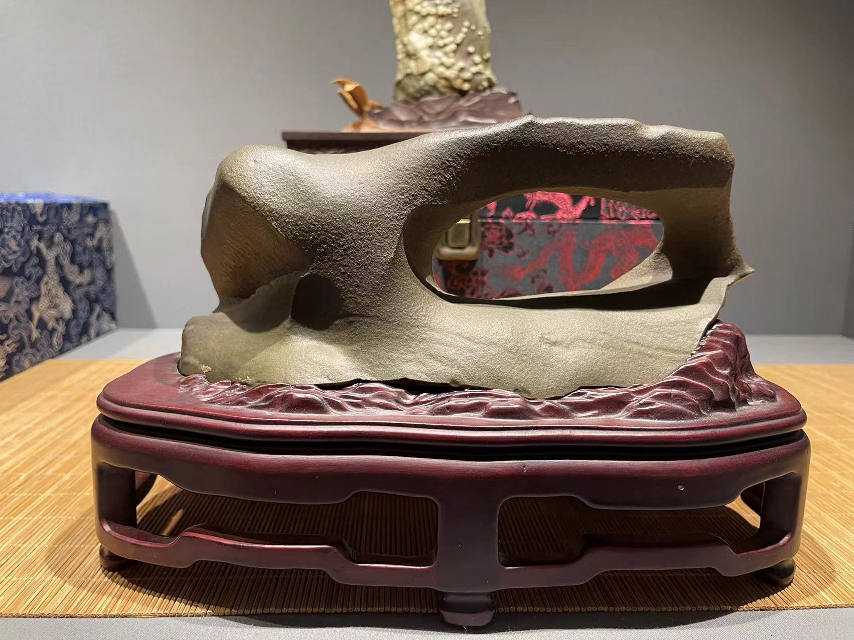 新疆戈壁石绿泥石老皮卷纹熟泥奇石摆件老物件砚台镇尺锤纹多功能