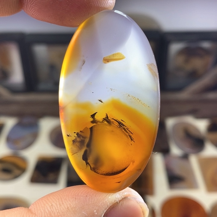 玛瑙/玉髓颈饰未镶嵌