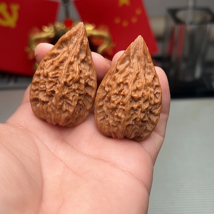 吊坠文玩核桃红缨枪