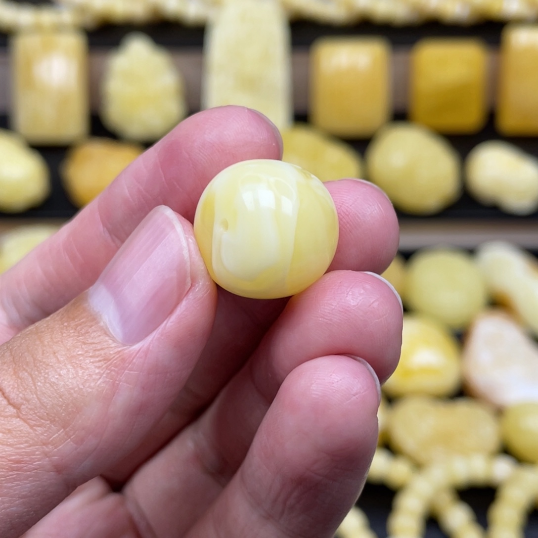 琥珀未镶嵌裸石琥珀蜜蜡