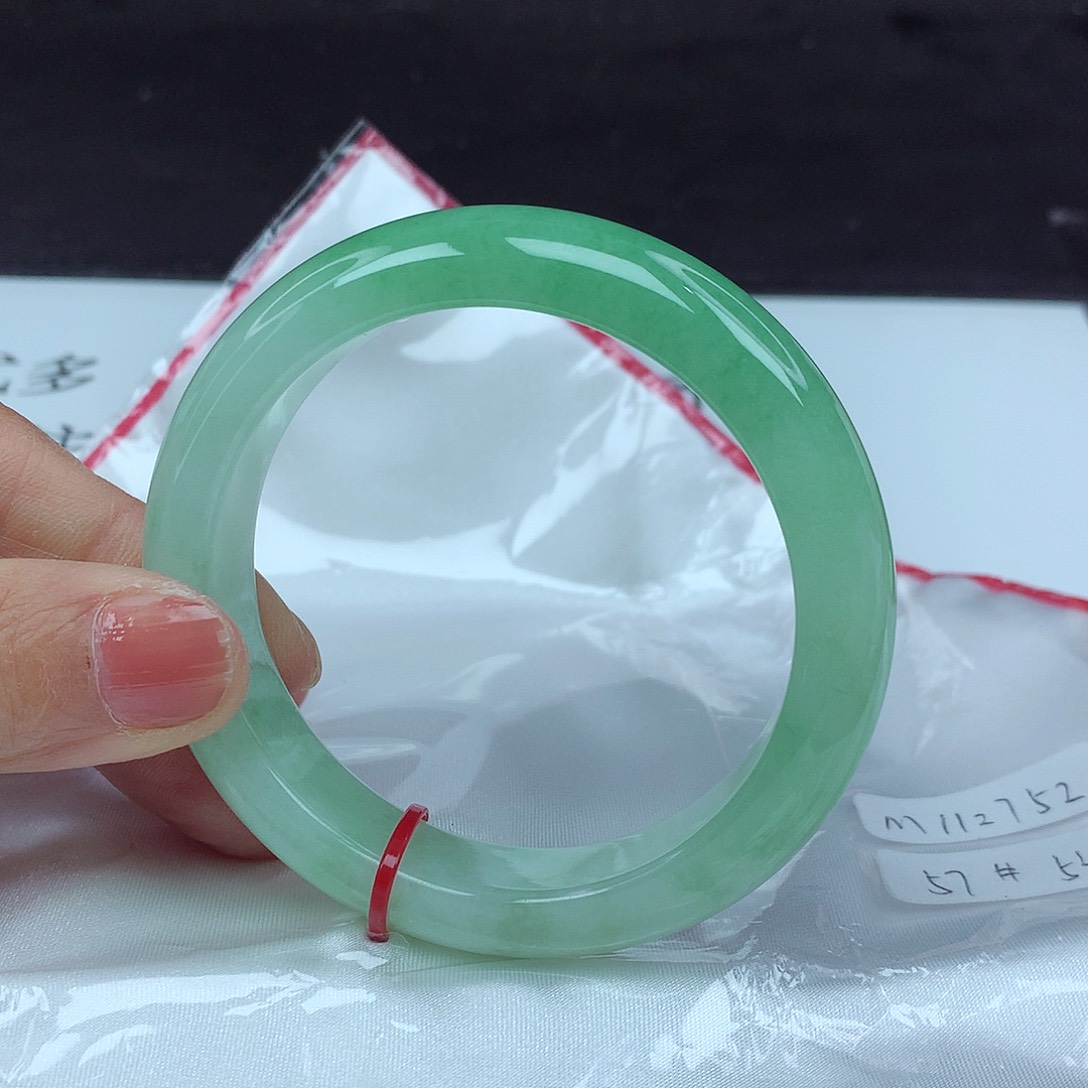 翡翠手镯未镶嵌57圈2752