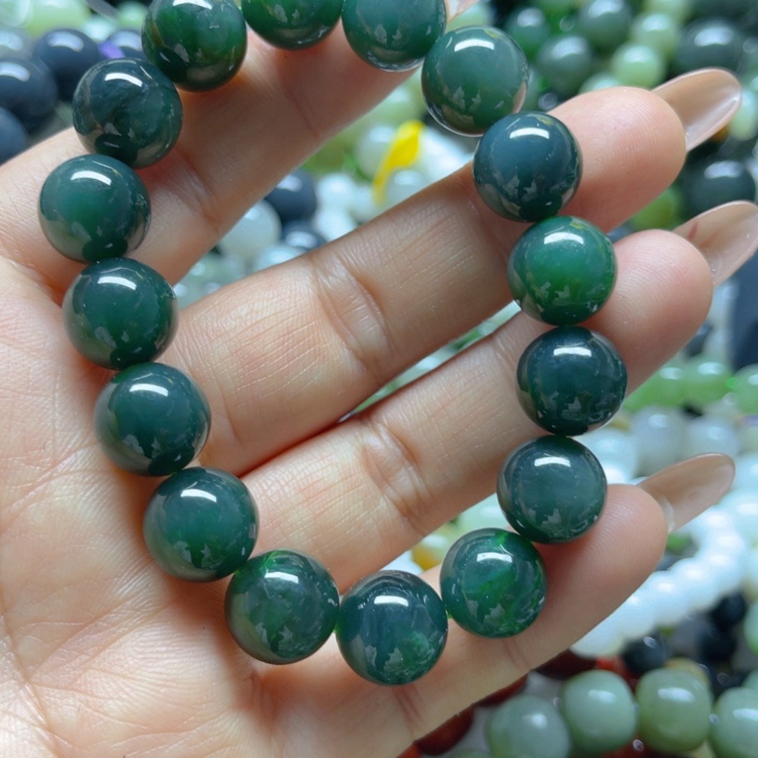 未镶嵌和田玉手链