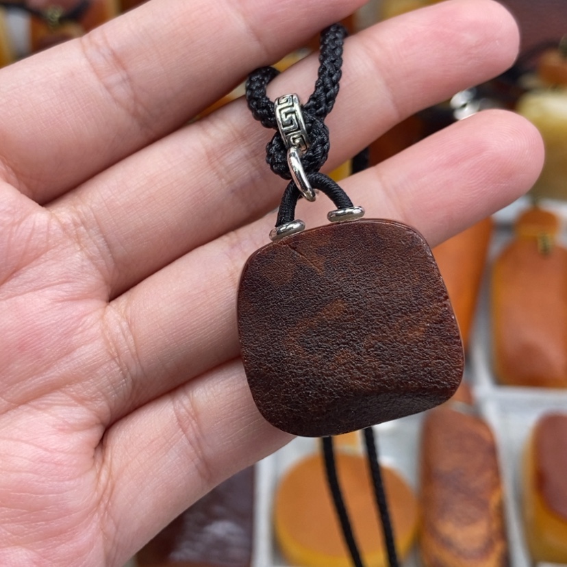 【闪购商品】琥珀珠宝奇石未镶嵌