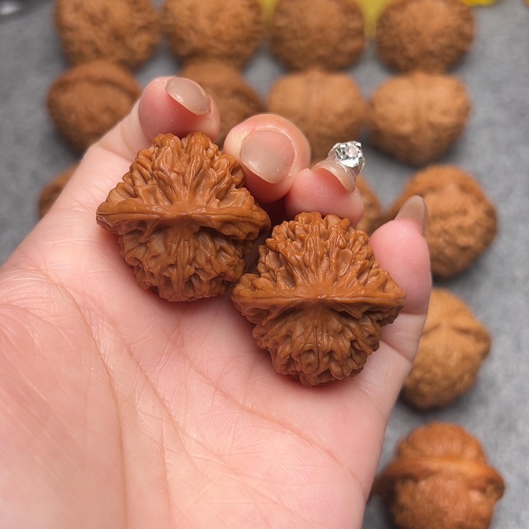 把件文玩核桃0*1精品秦闷狮子头33+全品毕业款