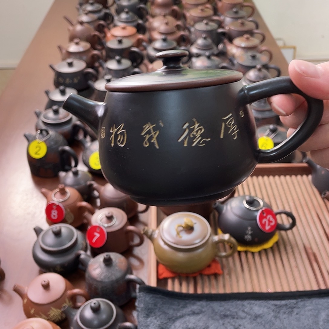 秋***湖原矿原石的制作方法是用