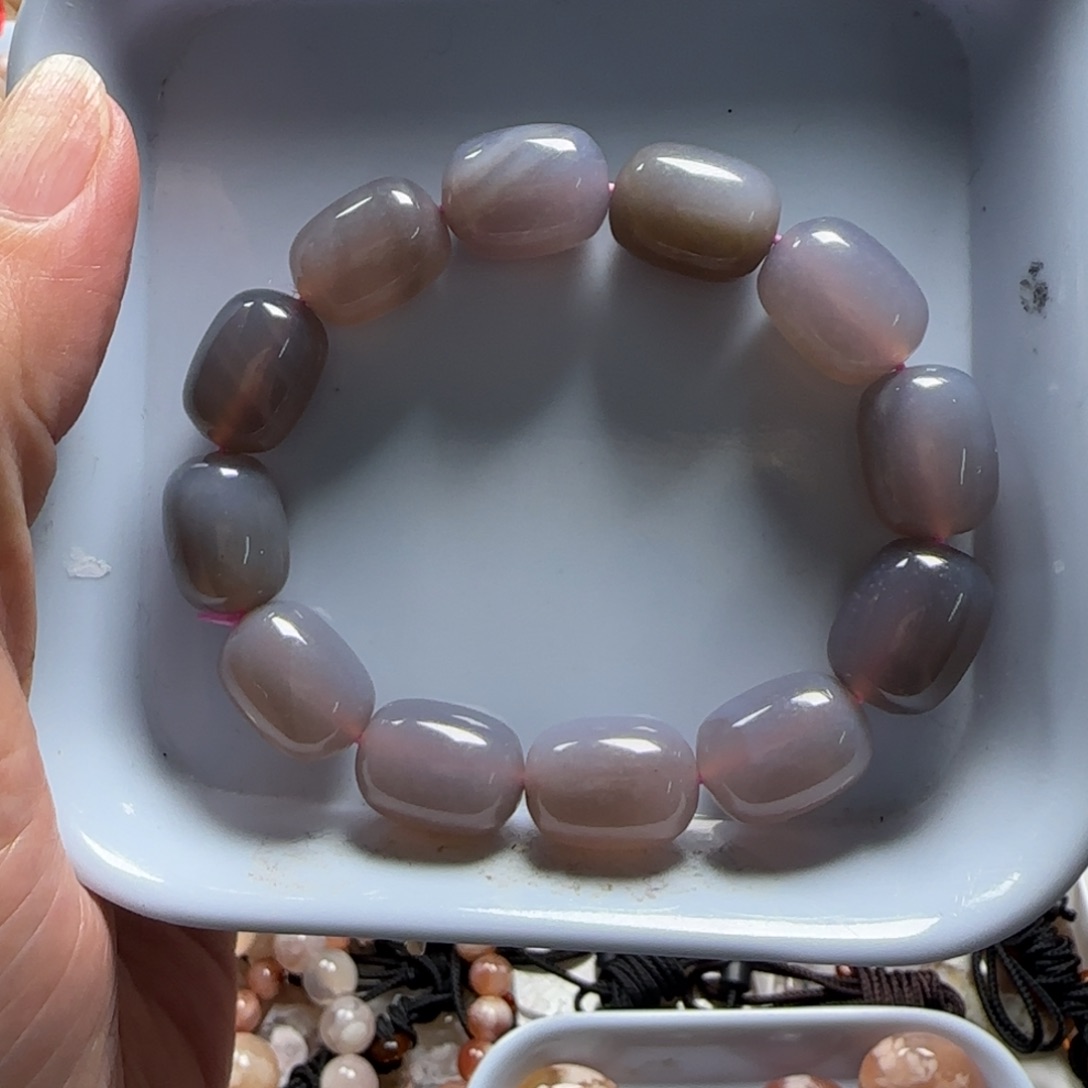 未镶嵌玛瑙/玉髓珠宝半成品