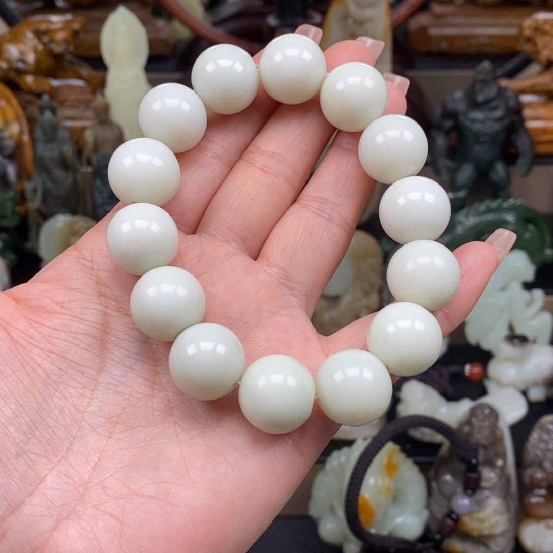 和田玉手链未镶嵌