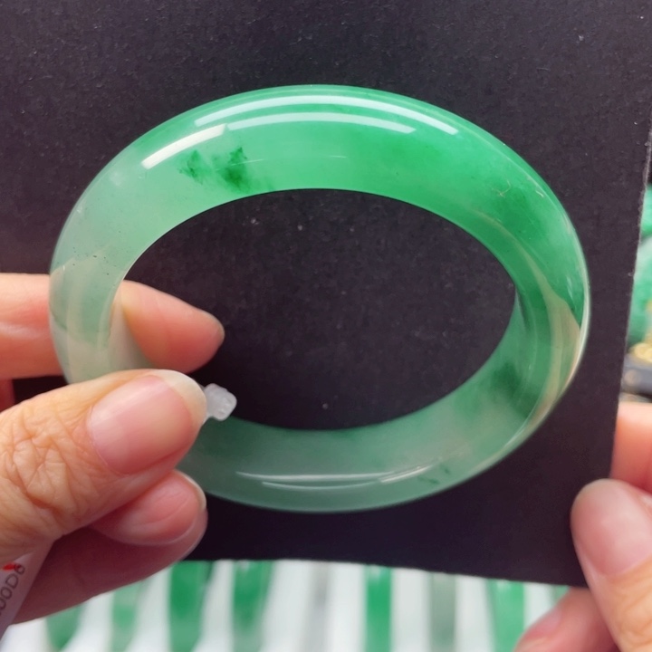 石英质玉手镯未镶嵌58-59