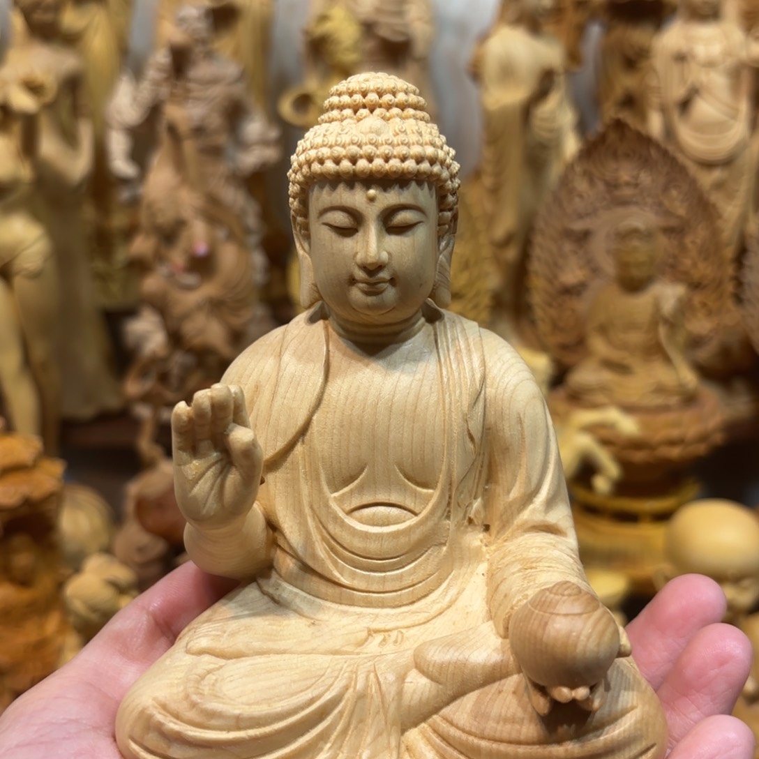 桧木桧木药师佛瑕疵