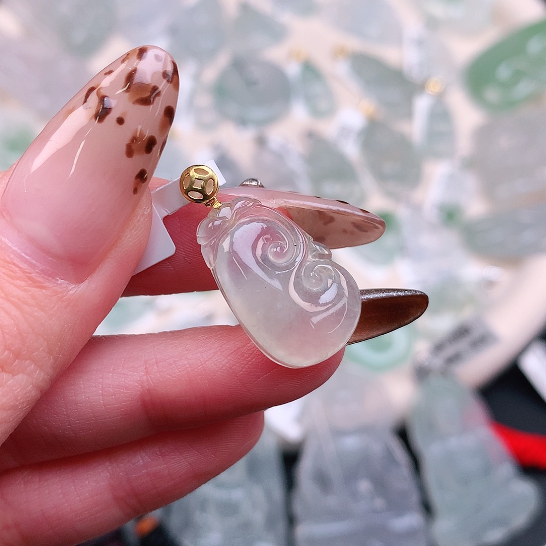 翡翠颈饰18K金镶嵌冰晴如意26.5、21、13.5、5