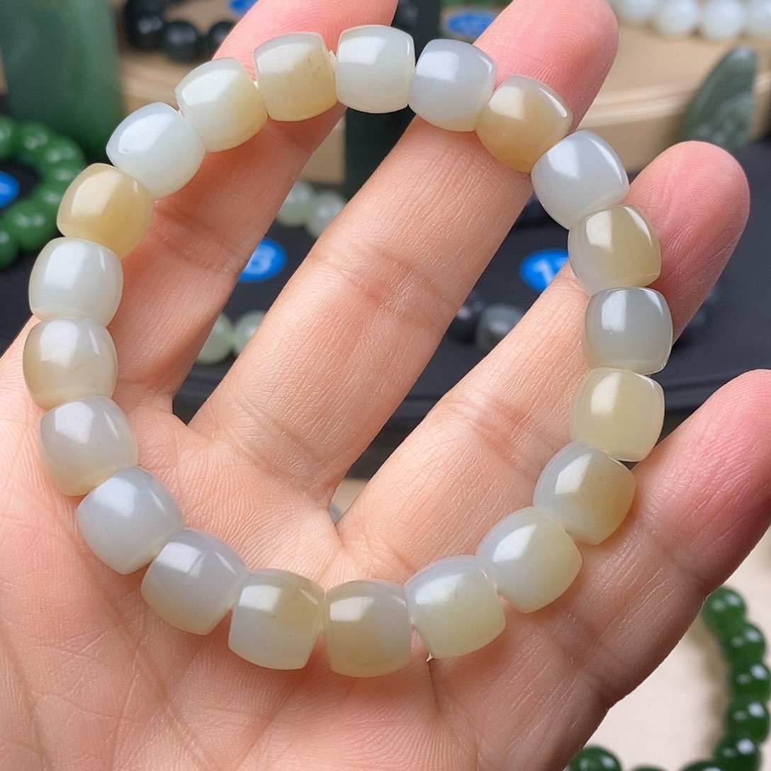 和田玉手链未镶嵌大*糕