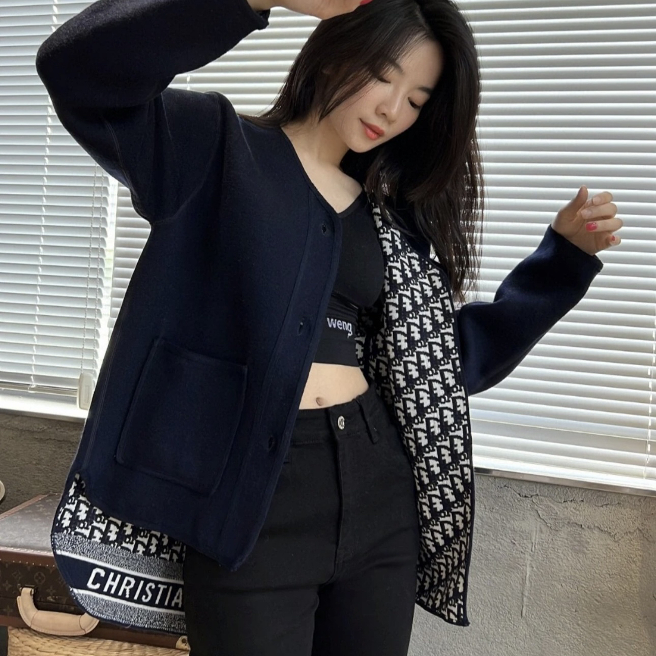99新 DIOR/迪奥 A100712/内里老花满印藏蓝外套/38码迪奥大衣