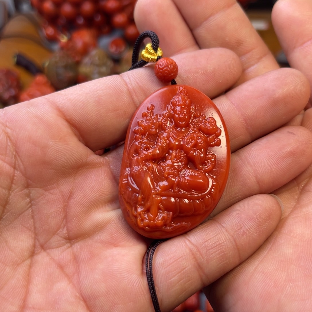 南红玛瑙未镶嵌保山精工黄财神吊坠