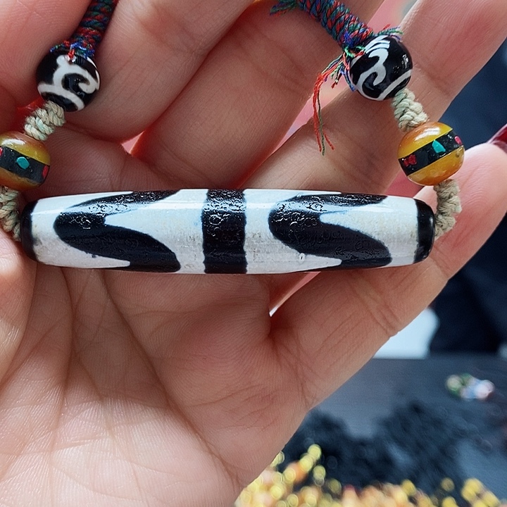 玛瑙/玉髓颈饰合金