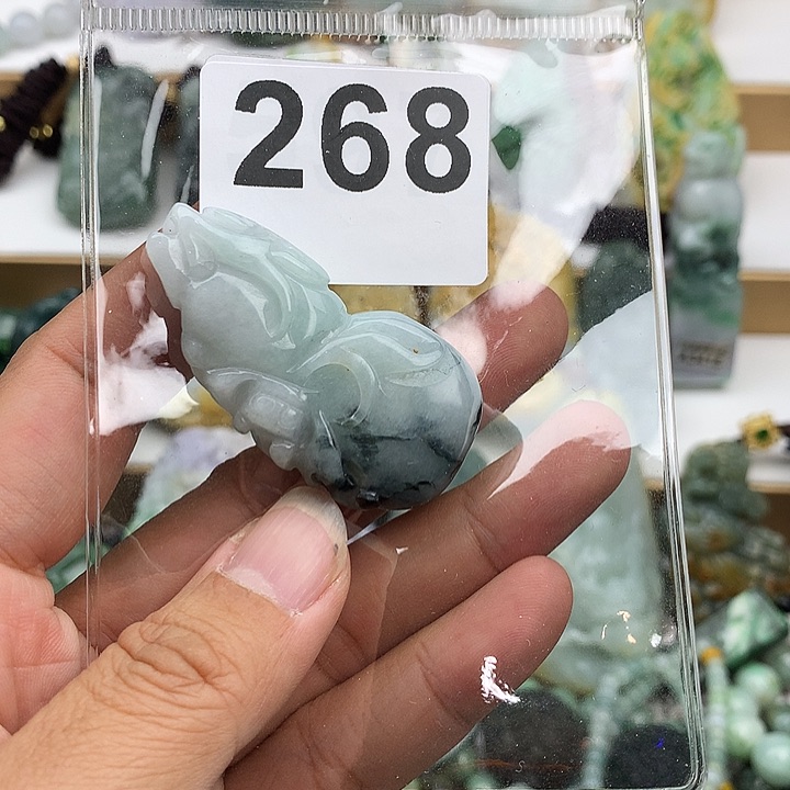 翡翠未镶嵌颈饰用****0翡翠