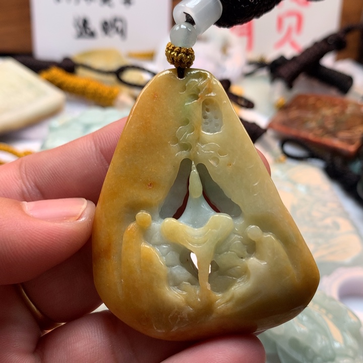 翡翠未镶嵌颈饰保真天然a货翡翠