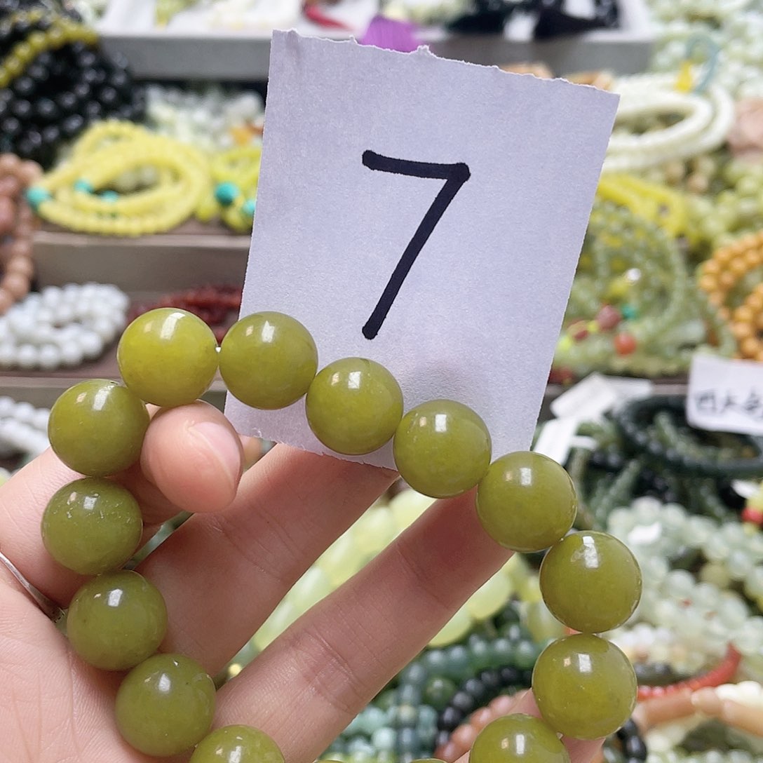 未镶嵌蛇纹石玉手链