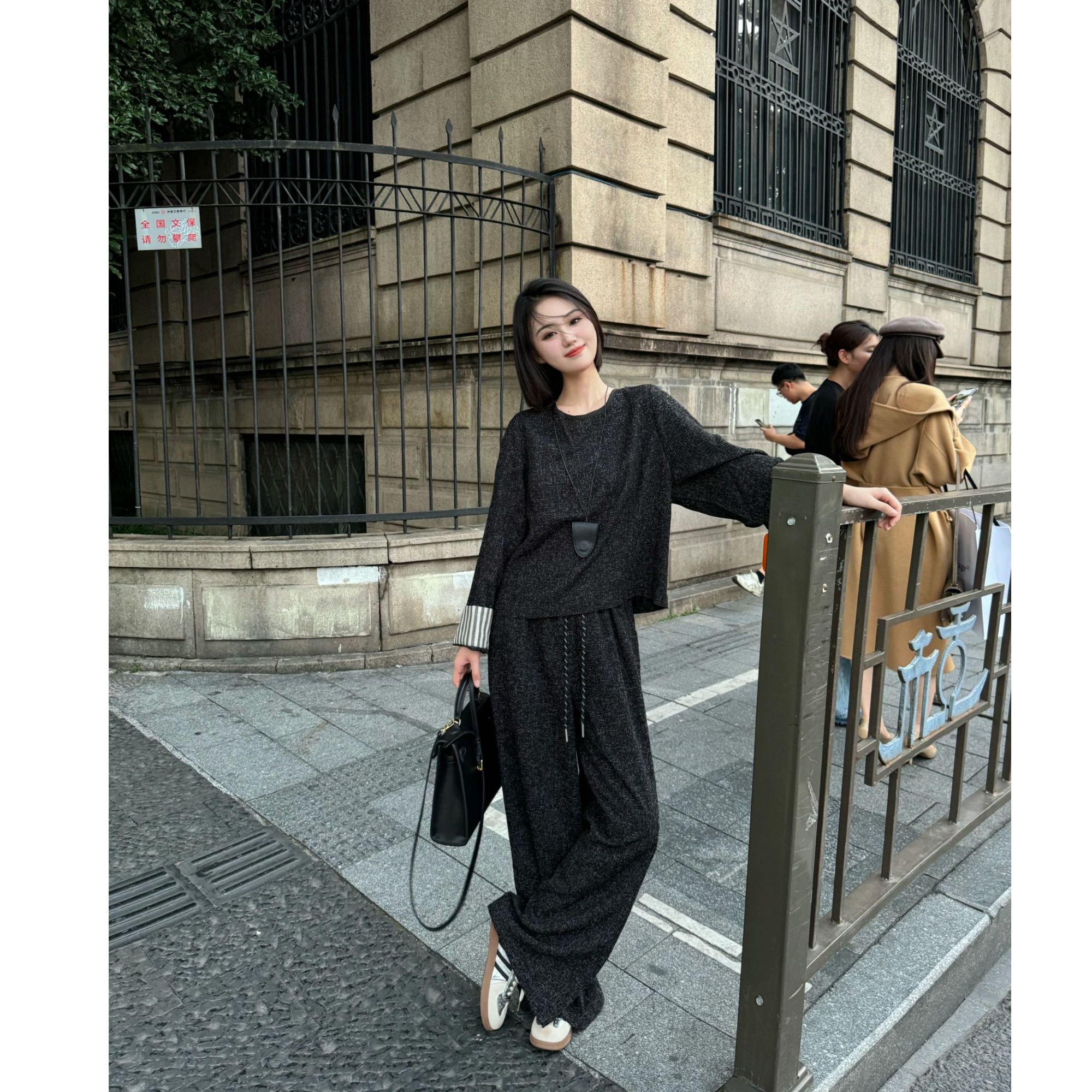 ZX422早秋穿搭套装女2024新款时尚洋气显瘦休闲运动长裤两件套